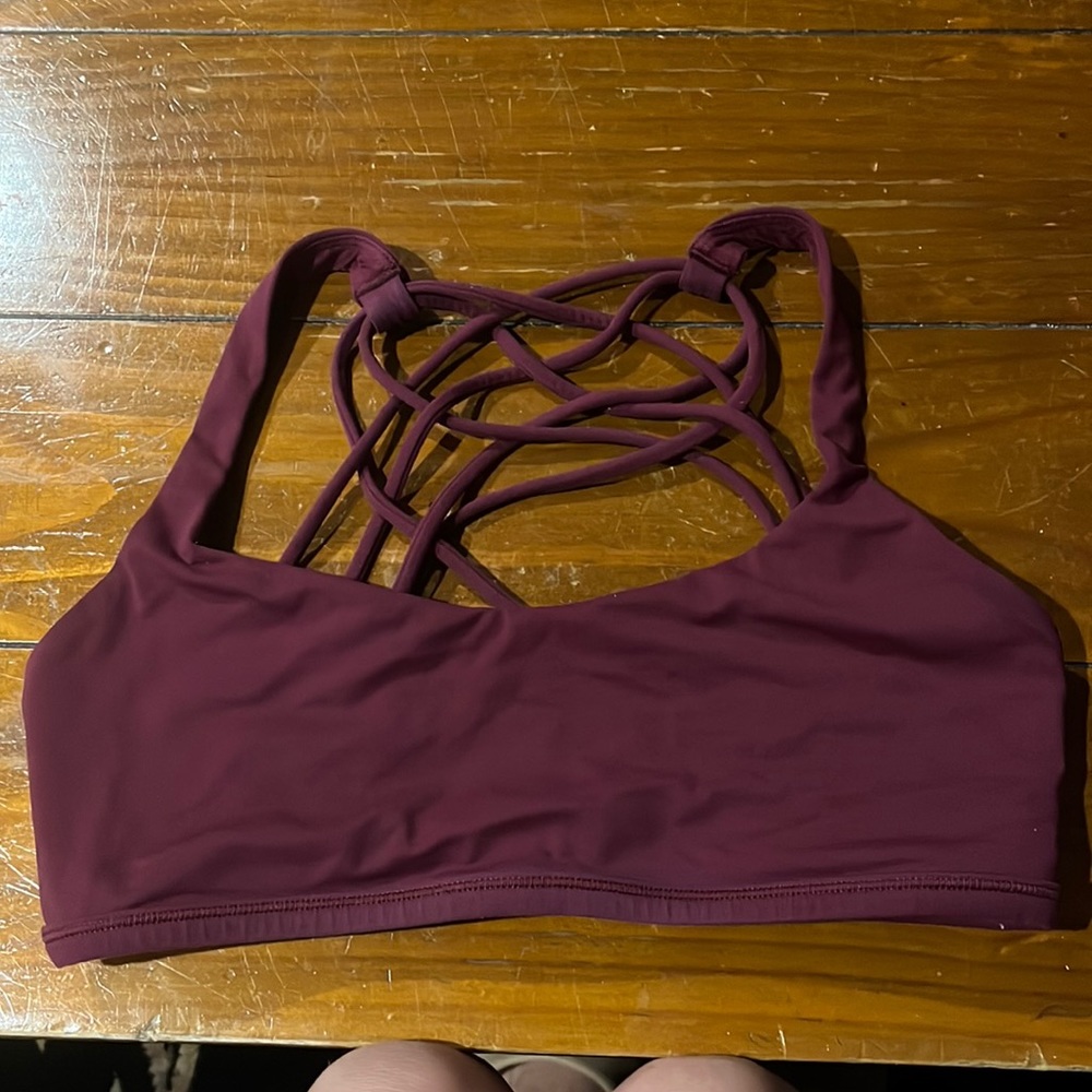 Lululemon Sports bra